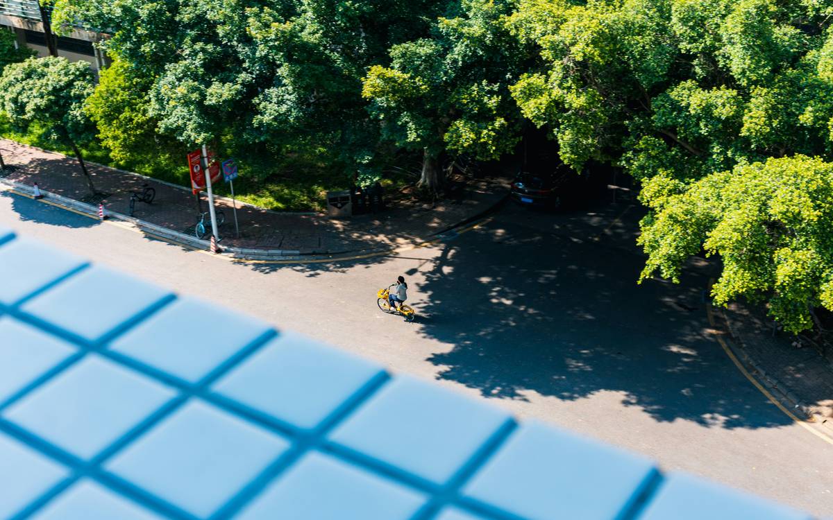 The Ultimate Guide to an Eco Bike Ride: Explore the World on Two Wheels